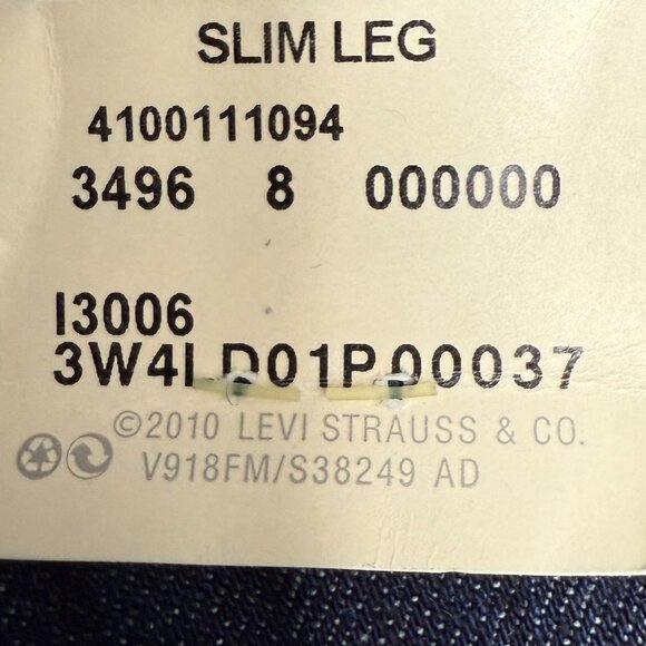 NWT Women's LEVI'S Bold Curve Classic Slim Leg Jeans- Size 16S/33‎ - Picture 15 of 15